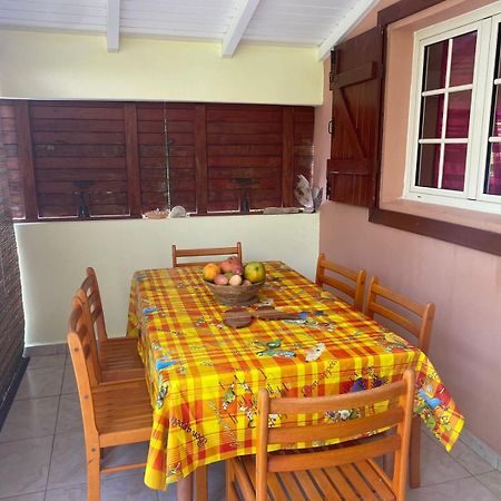 Apartamento Cocon Tropical Vieux-Habitants Exterior foto