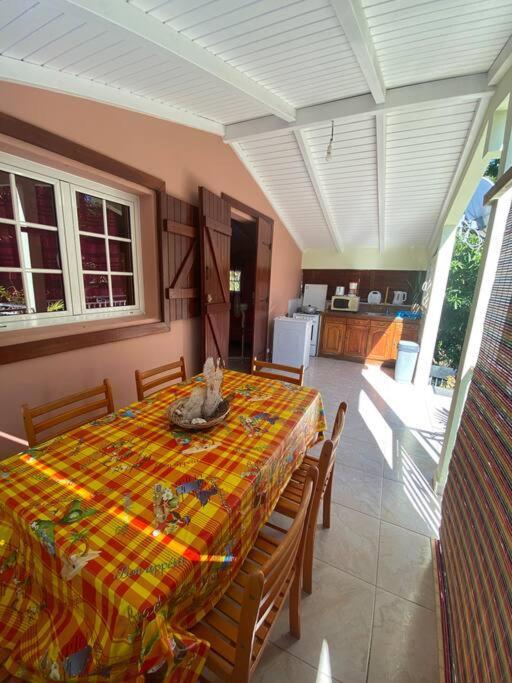 Apartamento Cocon Tropical Vieux-Habitants Exterior foto